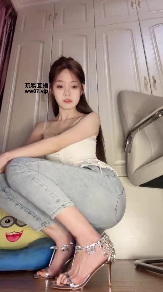 裸足 高跟 羞辱 假鸡鸡 撸管指挥 模拟撸管 模拟足交 倒计时 盯3